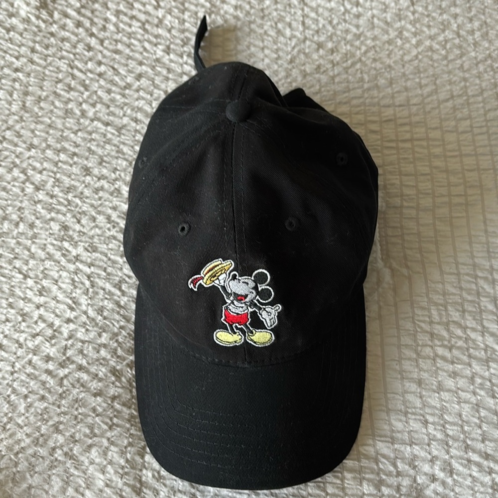 Disney- Epcot Italy world showcase baseball hat